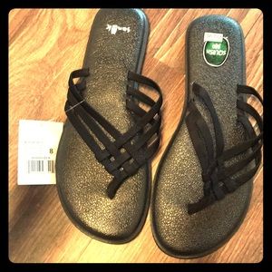Sanuk sandals